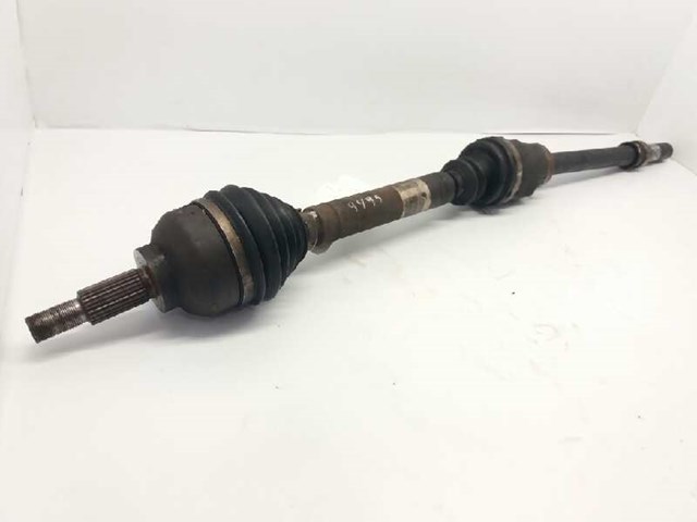 Półoś napędowa przednia prawa 8200169176 RENAULT