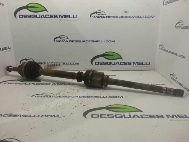 Półoś napędowa przednia prawa 8200169176 RENAULT