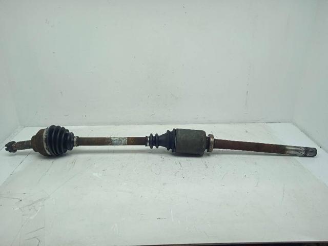 Półoś napędowa przednia prawa 8200169291 NISSAN