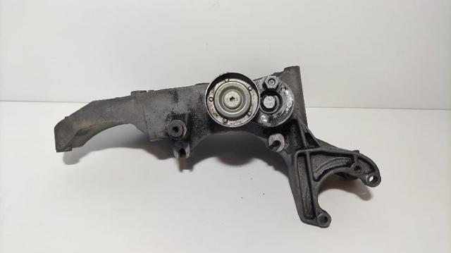 Wspornik alternatora Renault Trafic 2 FL