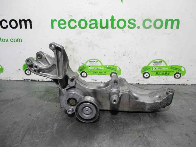 Wspornik alternatora 8200183234 Renault (RVI)