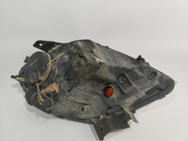 Reflektor lewy 8200183917 RENAULT