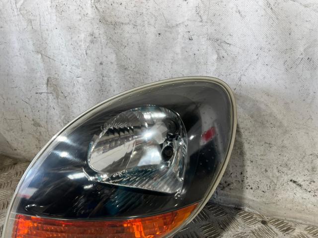 Reflektor lewy 8200183917 RENAULT