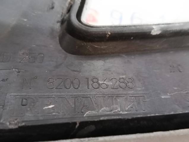 Atrapa grill Nissan Kubistar