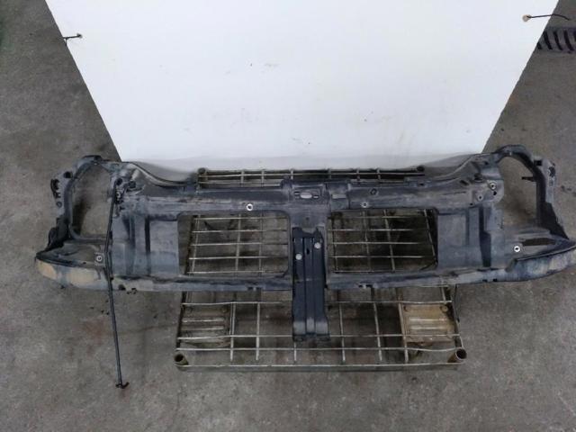 Osłona chłodnicy kompletna (panel mocowania reflektorów) 8200187234 RENAULT