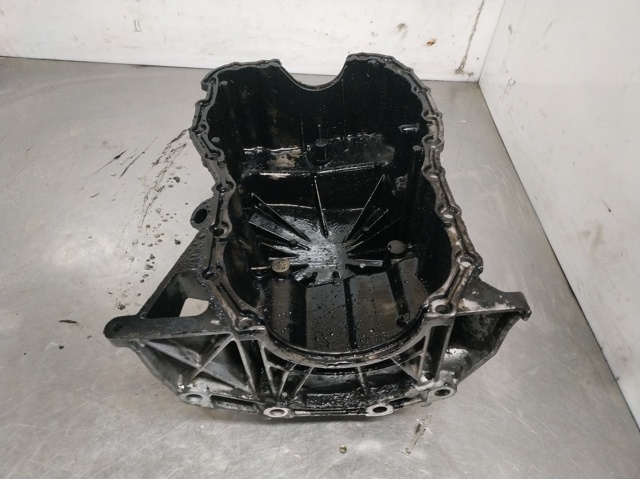 Miska olejowa silnika 8200188389 RENAULT