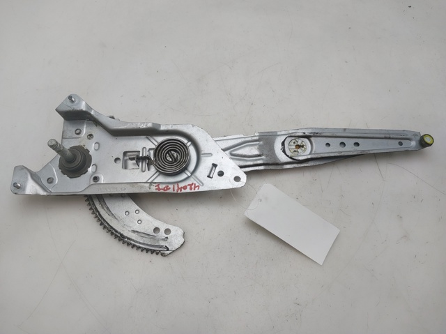 Mechanizm podnoszenia szyby drzwi przednich lewych 8200188553 RENAULT