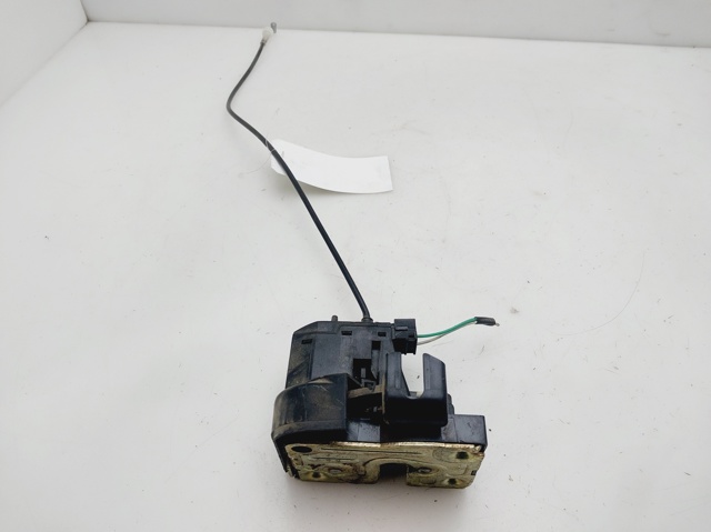 Zamek drzwi przednich prawych 8200194285 RENAULT