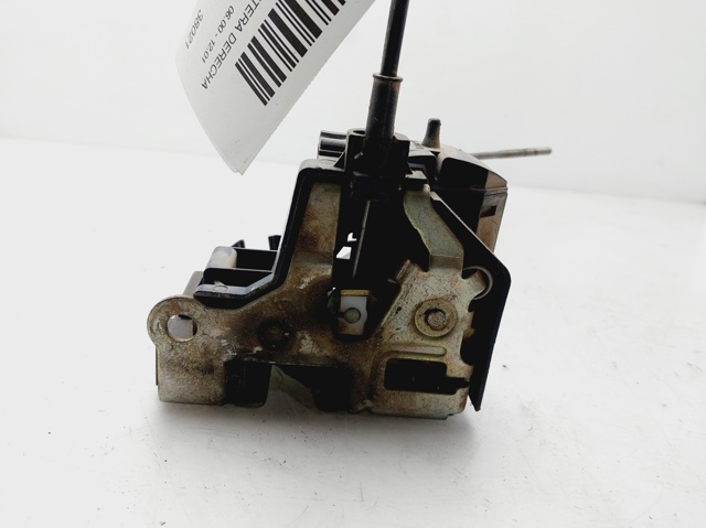 Zamek drzwi przednich prawych 8200194285 RENAULT