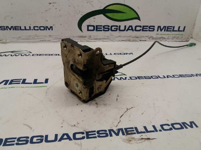 Zamek drzwi przednich prawych 8200194285 RENAULT