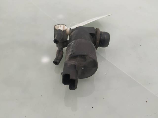 Pompka spryskiwacza szyby przedniej 8200194414 RENAULT