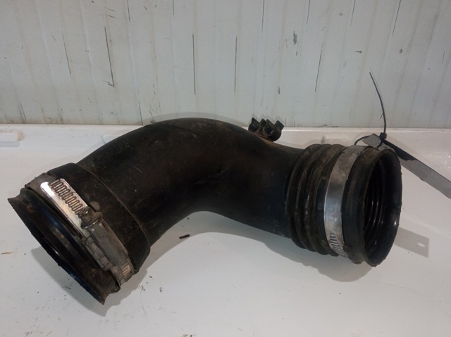 Króciec powietrza, przepływomierz 8200201614 RENAULT