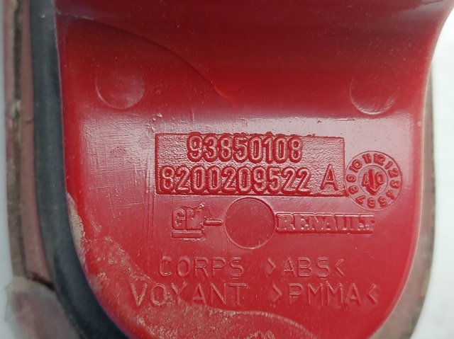 Lampa stop tylna dodatkowa 8200209522 NISSAN