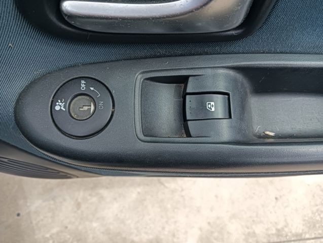 82002098 Renault (RVI)