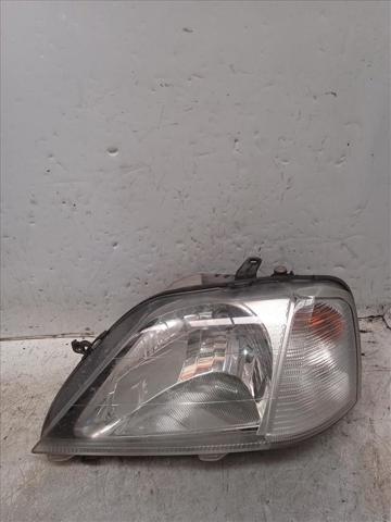 Reflektor lewy 8200211005 RENAULT