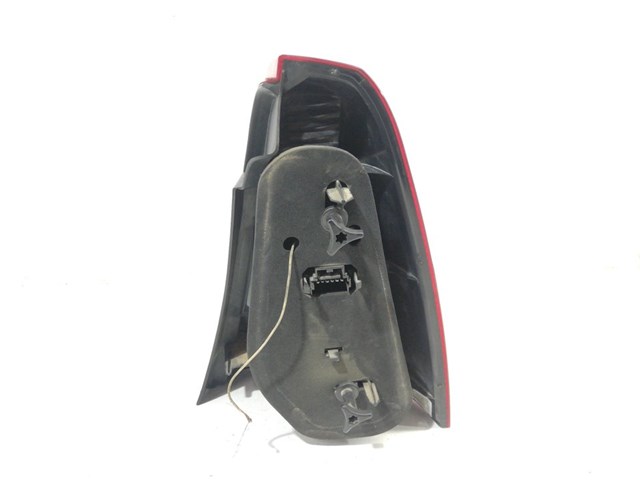 Lampa tylna Dacia Logan