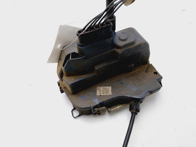 Zamek drzwi tylnych prawych 8200212467 RENAULT