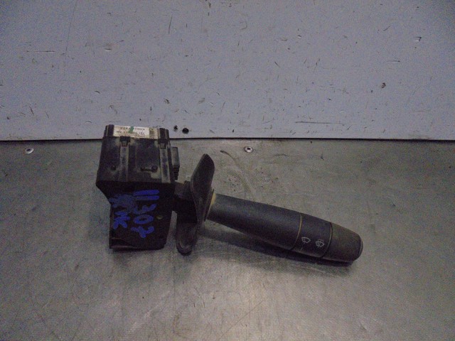 Pierścień kontaktowy AIRBAG, taśma kierownicy  8200213173 RENAULT