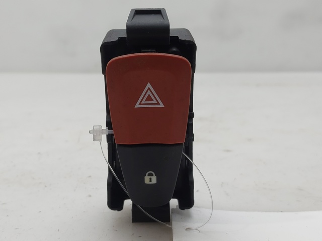 Przycisk włączania światła awaryjnego 8200214896 RENAULT