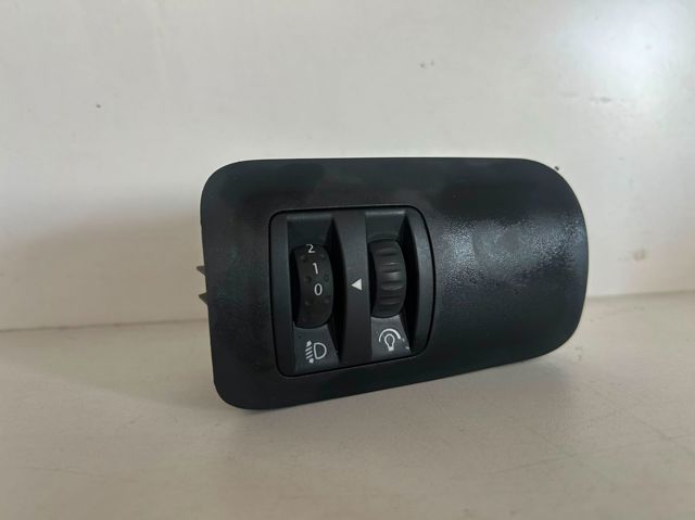 Przełącznik zespolony, w komplecie 8200216462 RENAULT