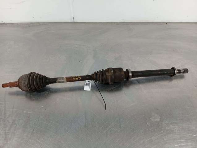 Półoś napędowa przednia prawa 8200216519 RENAULT