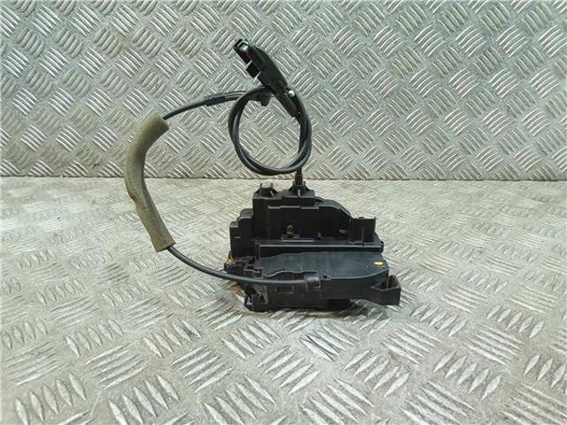 Zamek drzwi przednich prawych 8200219247 RENAULT