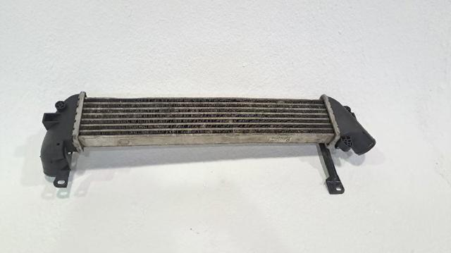 Chłodnica intercoolera 8200221885 RENAULT