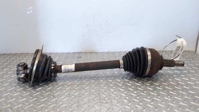 Półoś napędowa przednia lewa 8200226057 RENAULT