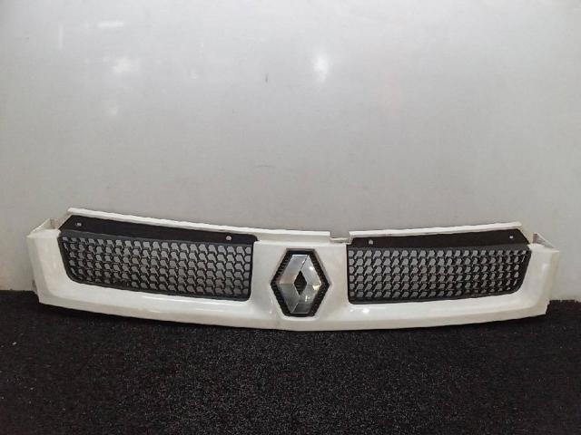 Atrapa chłodnicy 8200233765 RENAULT
