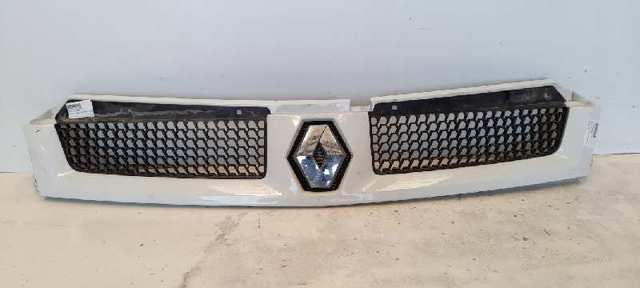 Atrapa chłodnicy 8200233765 RENAULT