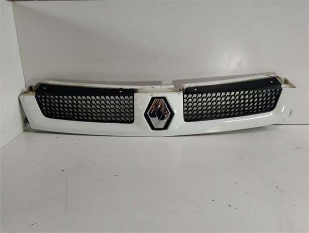 Atrapa chłodnicy 8200233765 RENAULT