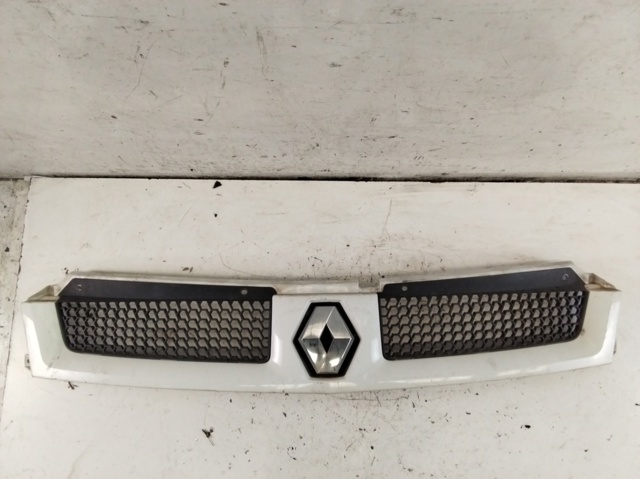 Atrapa chłodnicy 8200233765 RENAULT
