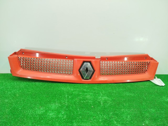 Atrapa chłodnicy 8200233765 RENAULT