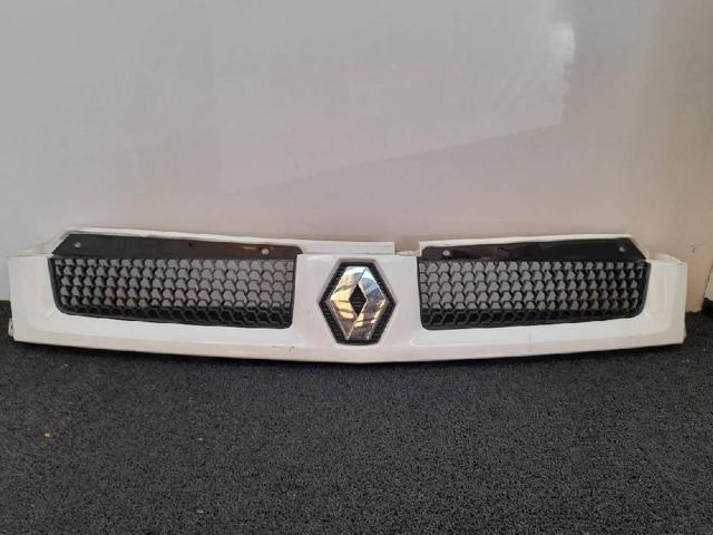 Atrapa chłodnicy 8200233765 RENAULT