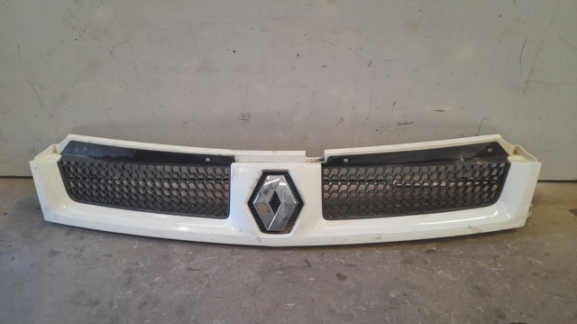 Atrapa chłodnicy 8200233765 RENAULT