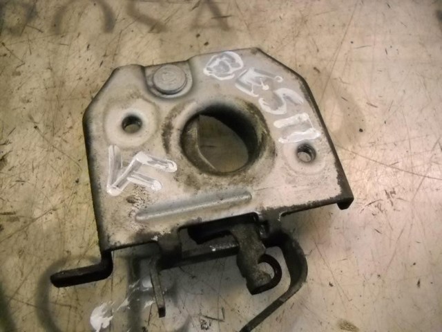 Zamek maski 8200236510 RENAULT