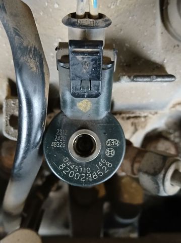 Wtryskiwacz paliwa 8200238528 MITSUBISHI