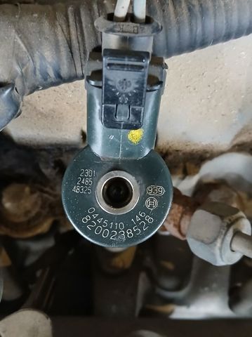 Wtryskiwacz paliwa 8200238528 MITSUBISHI