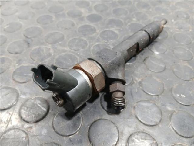 Wtryskiwacz paliwa 8200238528 OPEL