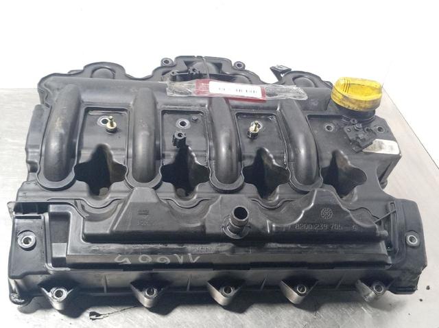 Pokrywa zaworowa 8200239705 OPEL