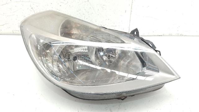 Reflektor prawy 8200244897 RENAULT
