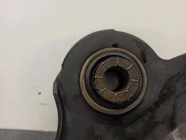 Wahacz zawieszenia przedniego dolny lewy 8200247898 RENAULT