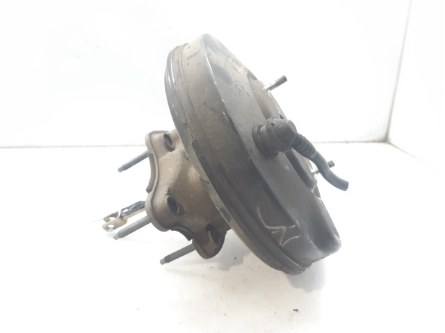 Wzmacniacz próżniowy hamulców 8200249245 RENAULT