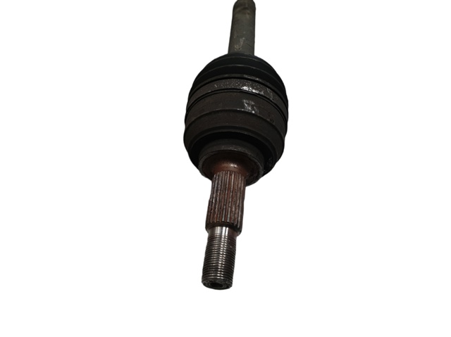 Półoś napędowa przednia prawa 8200261841 RENAULT