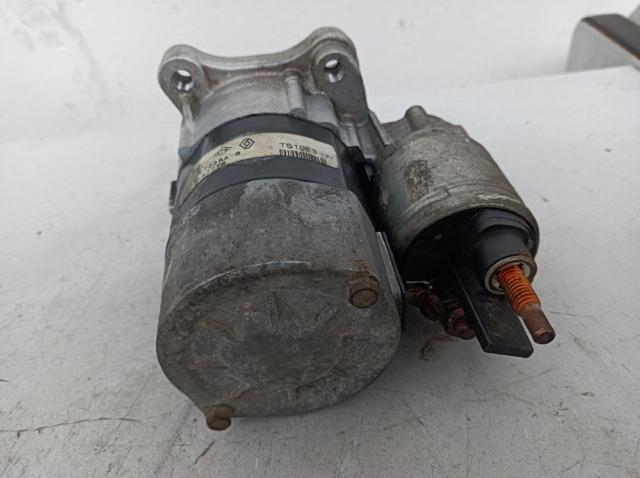 8200266777B Renault (RVI)