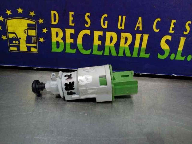 8200276360 Renault (RVI)