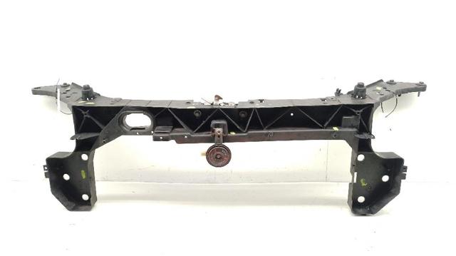 Osłona chłodnicy kompletna (panel mocowania reflektorów) 8200290143 RENAULT