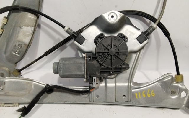 Mechanizm podnoszenia szyby drzwi przednich lewych 8200291145 RENAULT