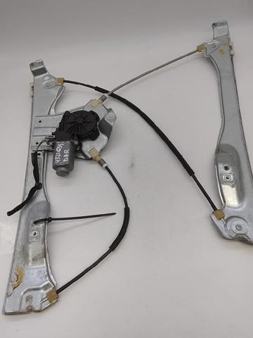 Mechanizm podnoszenia szyby drzwi przednich prawych 8200291147 RENAULT