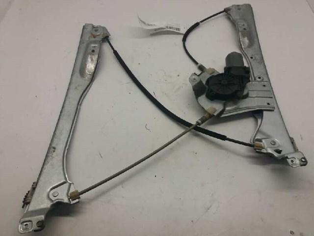Mechanizm podnoszenia szyby drzwi przednich prawych 8200291147 RENAULT